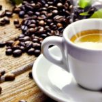 Najlepšie kávovary pre čerstvú aromatickú kávu ráno