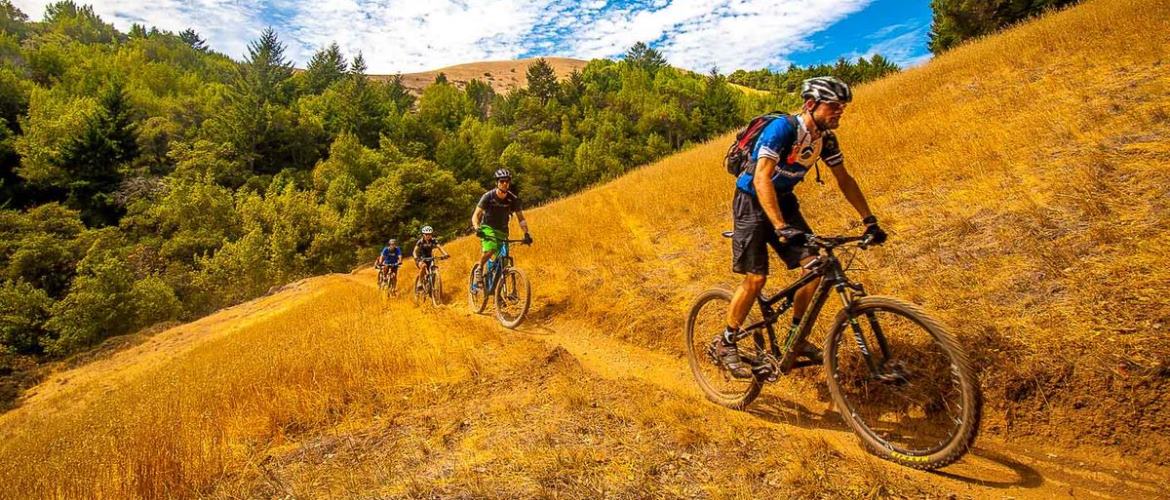 Kā izvēlēties kalnu velosipēdu?