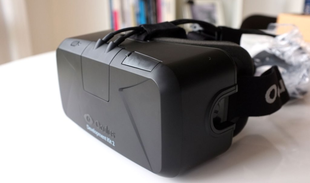 hjelm fra Oculus VR-foto