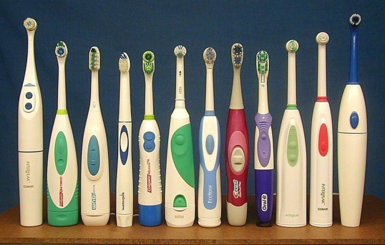 اختيار أفضل فرشاة الأسنان