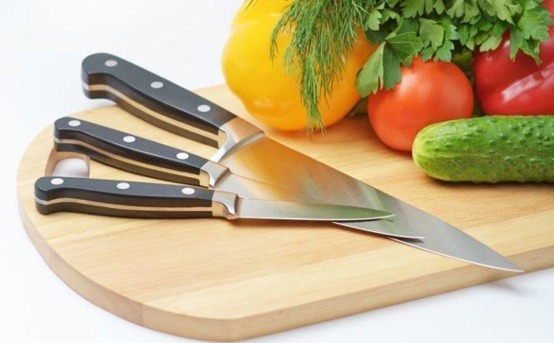 اختيار سكين المطبخ بشكل صحيح